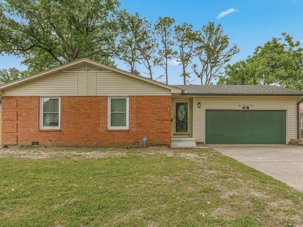 803 Lauderdale , Blytheville, AR 72315