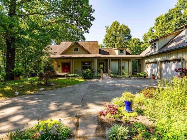 387 Pryor , Glen Rose, AR 72104