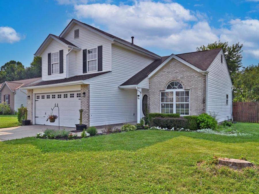 60 Robin Way, Pierce Township, OH 45102 Photo 2