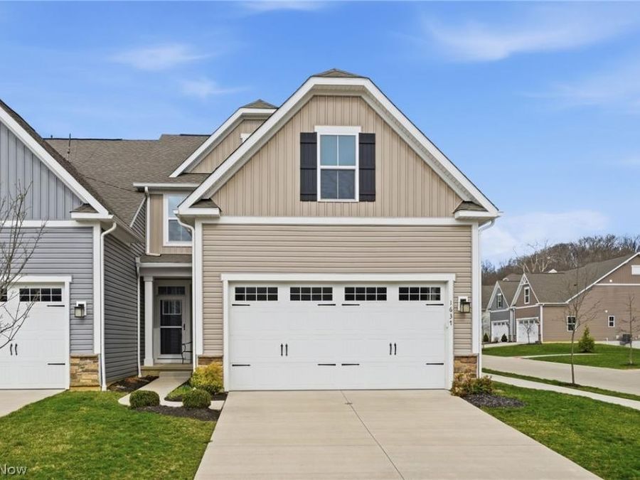 1637 Mud Brook Lane, Akron, OH 44313 Photo 1