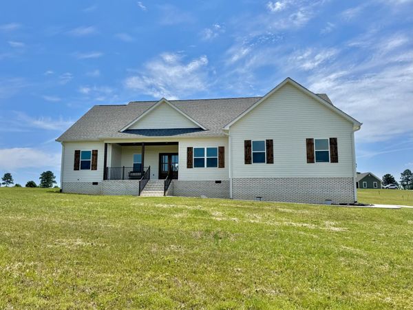 325 Henderson Road, Evensville 37332