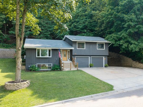 419 Mill Street E, Cannon Falls, MN 55009