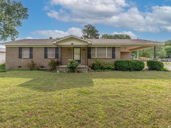 3466 Highway 284 , Wynne, AR 72396