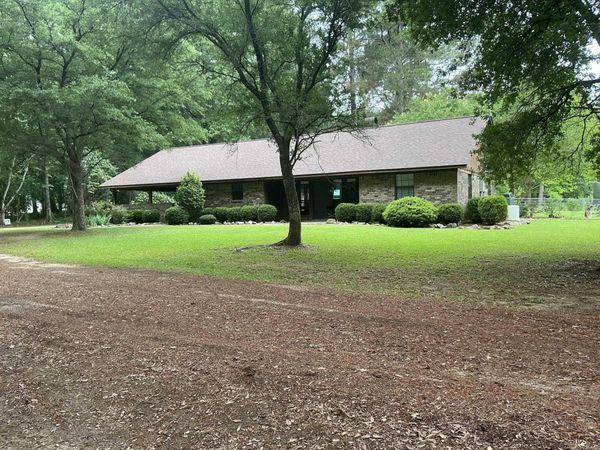 462 Kelley Rd , Crossett, AR 71635