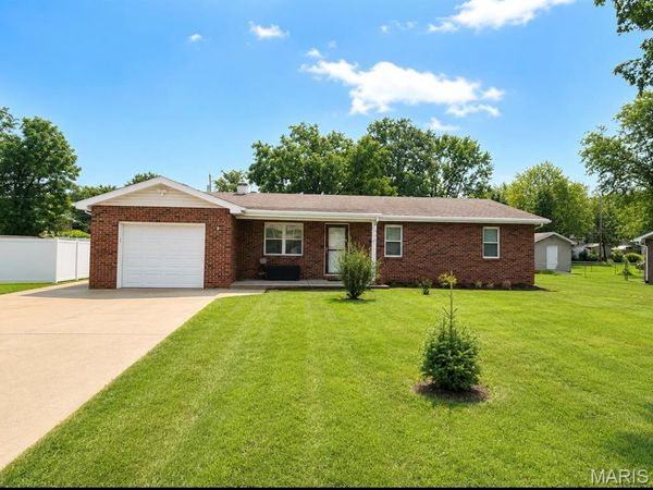 1310 Krei Boulevard , Farmington, MO 63640