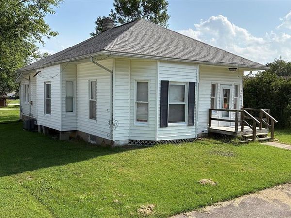 306 W Plum , Percy, IL 62272
