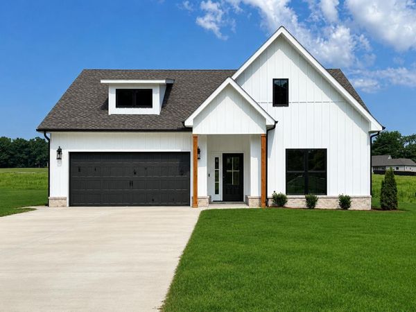 381 Co Rd 322, Florence, AL 35634