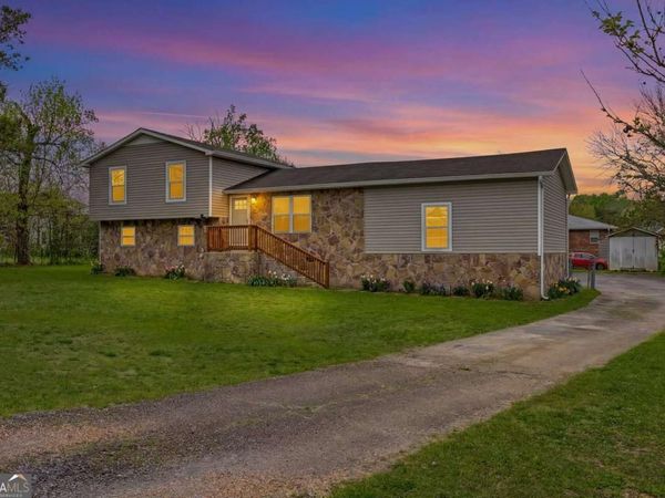 1975 Cloud Springs Road, Rossville, GA 30741