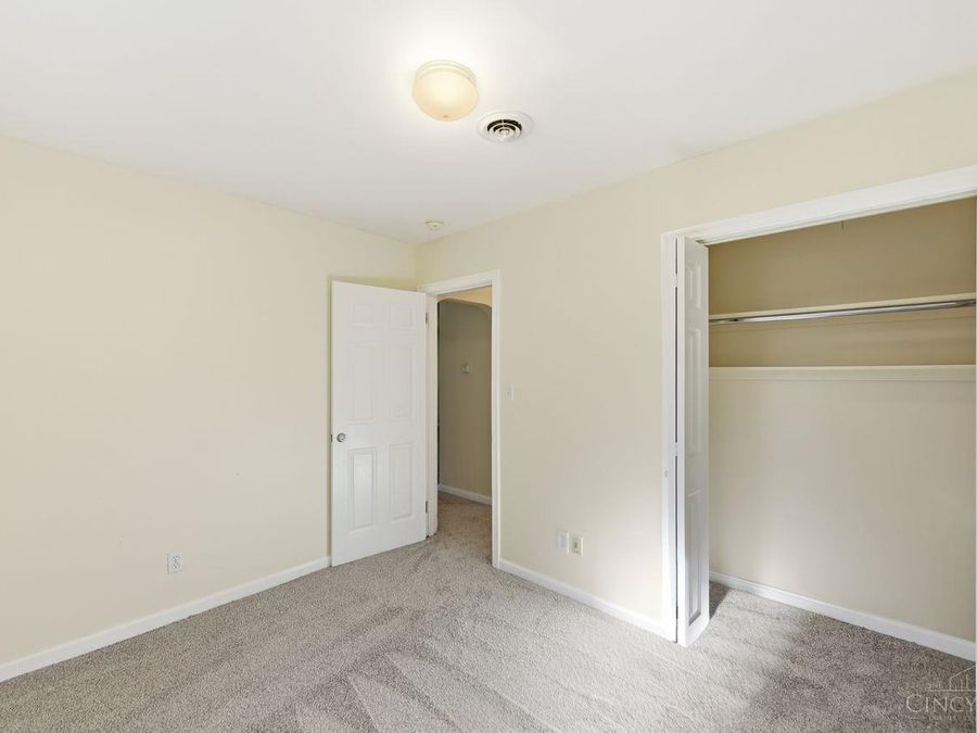 6908 Rob Vern Drive, North College Hill, OH 45239 Photo 22