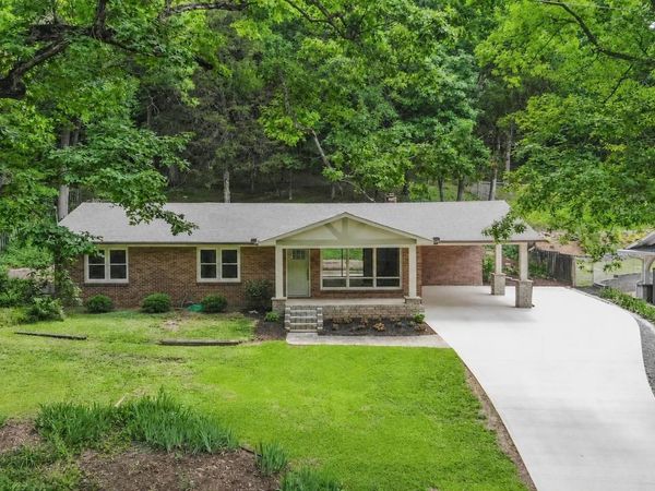 1825 Forest Drive, Guntersville, AL 35976