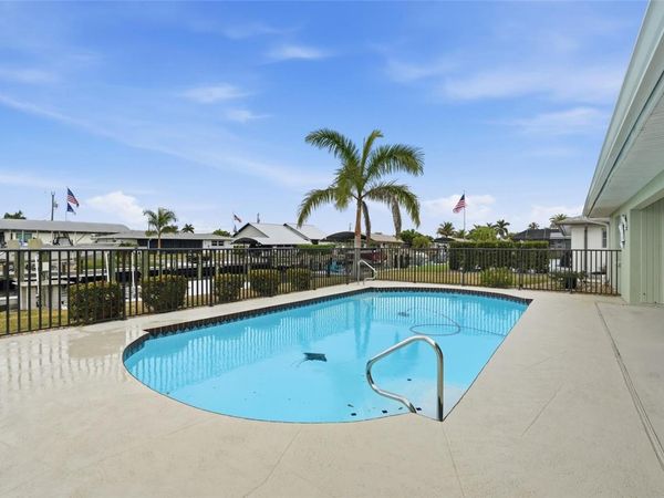 405 TOWER DRIVE , CAPE CORAL, FL 33904