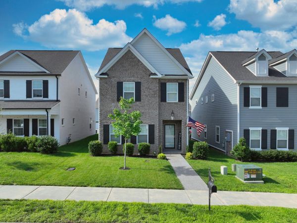 319 Cloverbrook Way , Gallatin, TN 37066