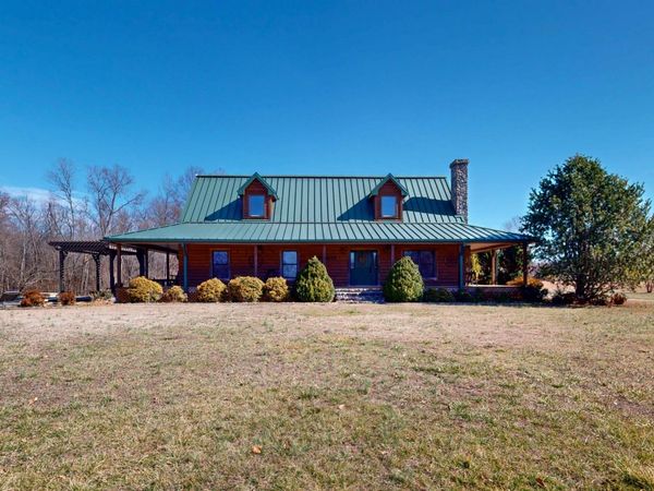 955 Martin Mill Rd , Puryear, TN 38251