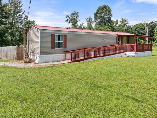 1430 Snyder Loop, Graysville 37338