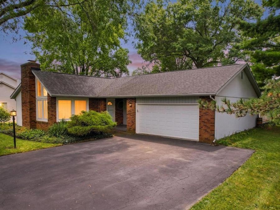 272 Glenn Drive SW, Pataskala, OH 43062 Photo 1