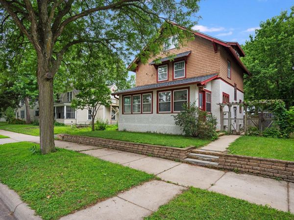 214 Marshall Street , Mankato, MN 56001
