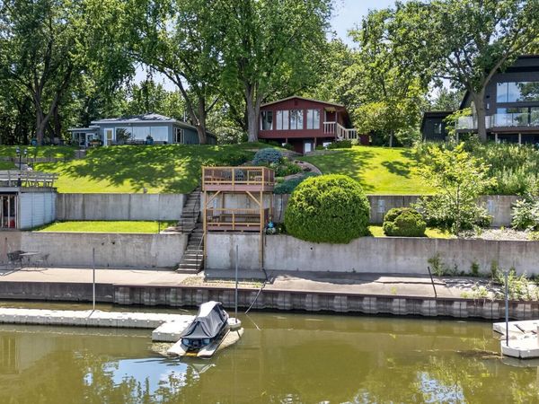 67074 150th Avenue , Wabasha, MN 55981
