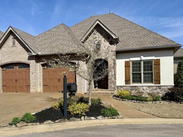 922 Sinclair , Searcy, AR 72143