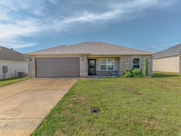 4017 Willow Ridge Dr , Jonesboro, AR 72405