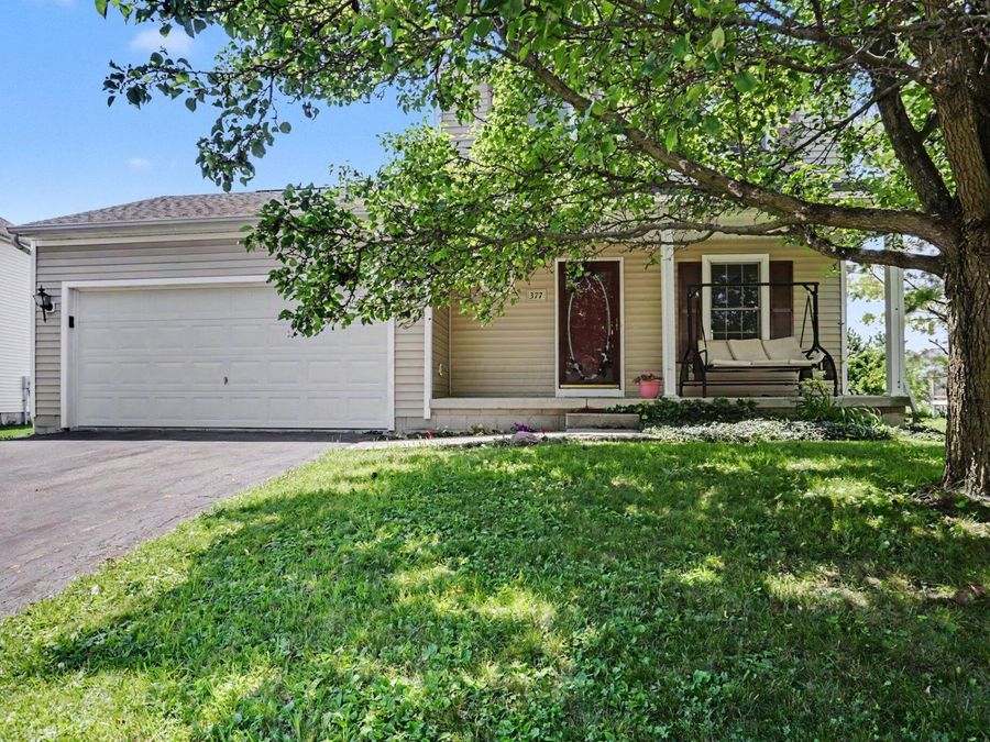 377 Cobblestone Drive , Delaware, OH 43015 Photo 1