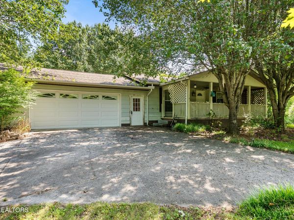 3754 Mutton Hollow Rd, Maryville, TN 37803