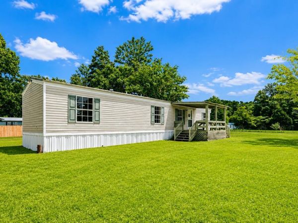 219 SE ADAMS STREET , HIGH SPRINGS, FL 32643