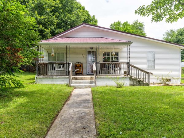 456 Billingsley St , Spencer, TN 38585