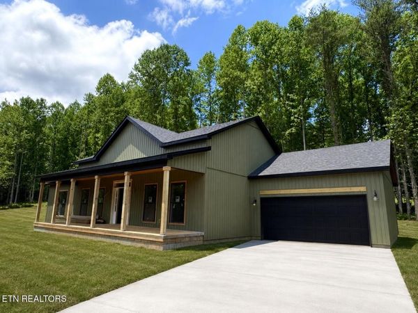 4253 Peachie Way , Cosby, TN 37722