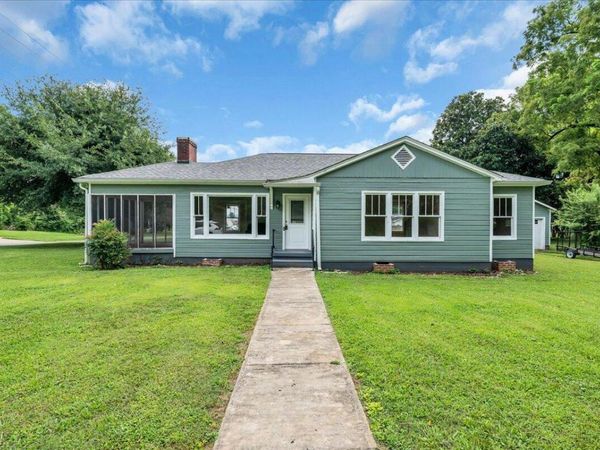 601 Laurel Avenue, South Pittsburg 37380