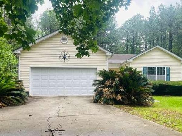 202 Landings Lane SW, Milledgeville, GA 31061