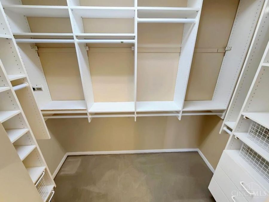 7874 Gapstow Bridge, Springfield Township, OH 45231 Photo 15