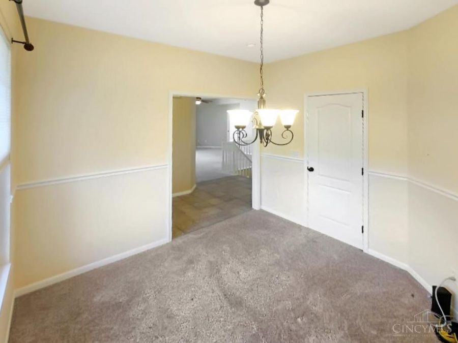 7874 Gapstow Bridge, Springfield Township, OH 45231 Photo 4