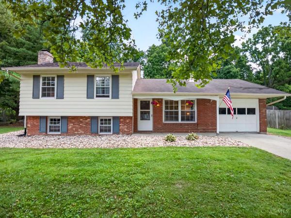 1545 E Meadowbrook Drive, Goshen Twp, OH 45140