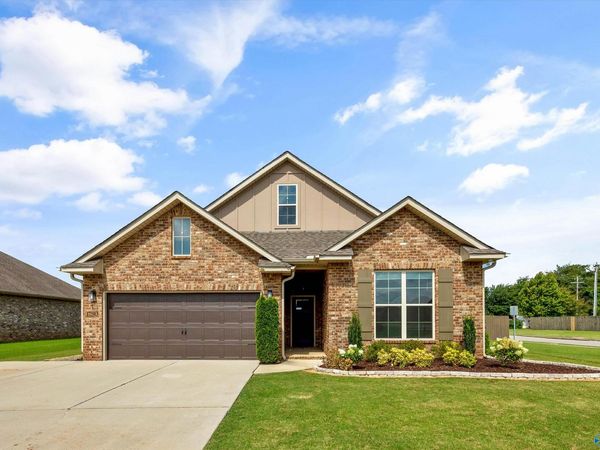 17503 Fieldway Circle NW, Harvest, AL 35749