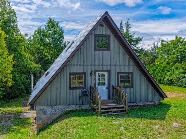 2970 Sparrow Road, Newport, TN 37821