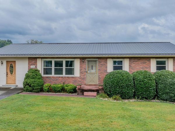 706 9th Street, Erwin, TN 37650