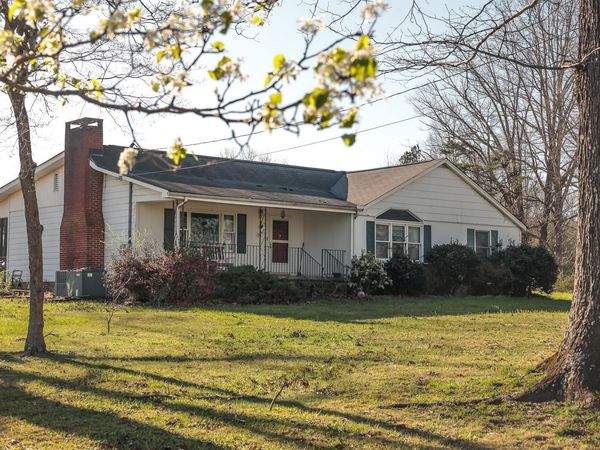 12733 Jones Gap Road , Soddy Daisy, TN 37379