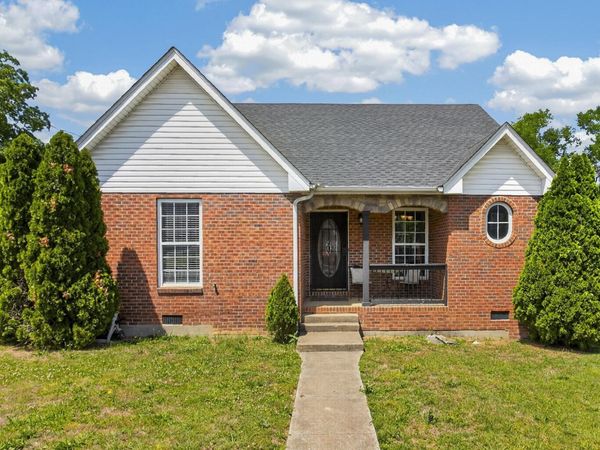 801 N DuPont Ave N, Madison, TN 37115