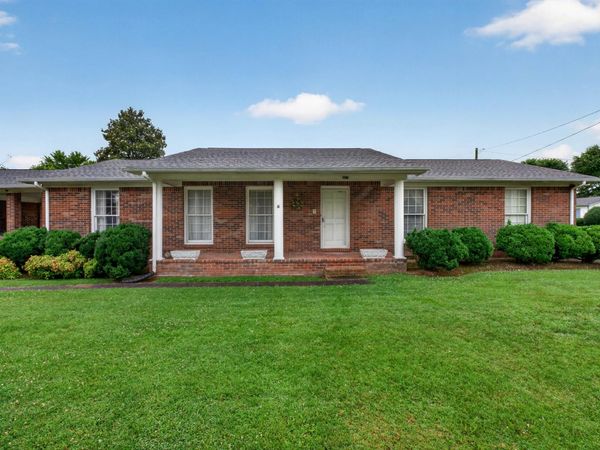 615 Cill St , Smithville, TN 37166