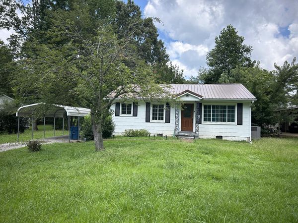128 Sunset Ave , Camden, TN 38320