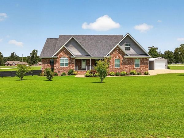 225 Gobbell Ave , Mount Pleasant, TN 38474