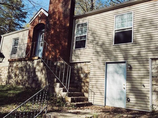 315 Hickory Grove Blvd , Clarksville, TN 37040