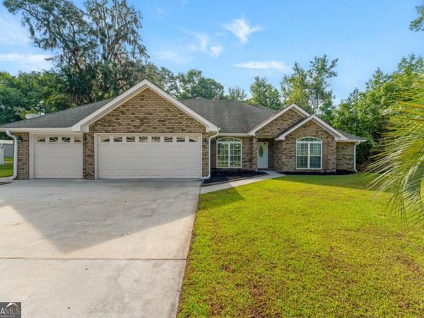 270 Sassafras Lane, Midway, GA 31320