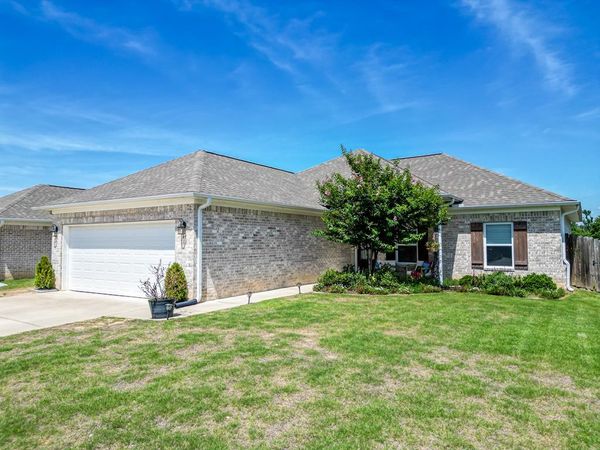 4010 Abbawood Dr, Oxford, MS 38655