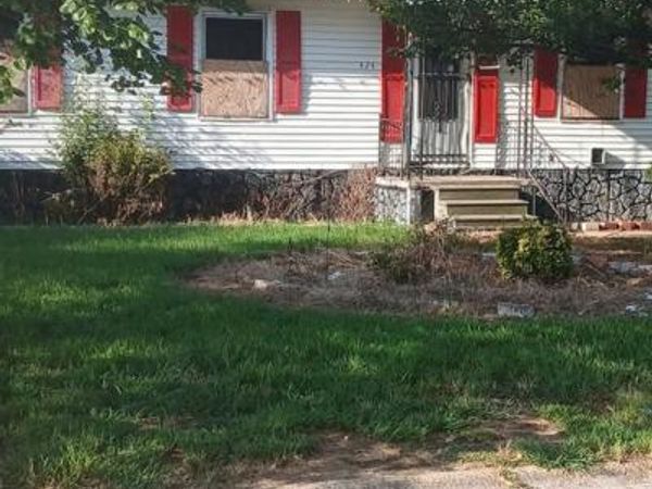 424 W. Ironbanks , Charleston, MO 63834