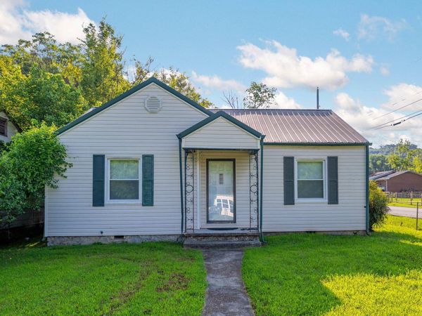 1112 Lee Avenue, Rossville 30741