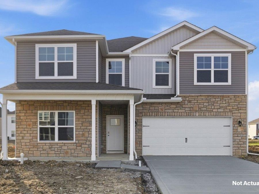 200 Vine Grove Drive , Circleville, OH 43113 Photo 1