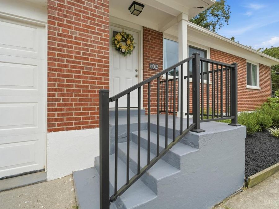 6002 High Street, Fairfax, OH 45227 Photo 3