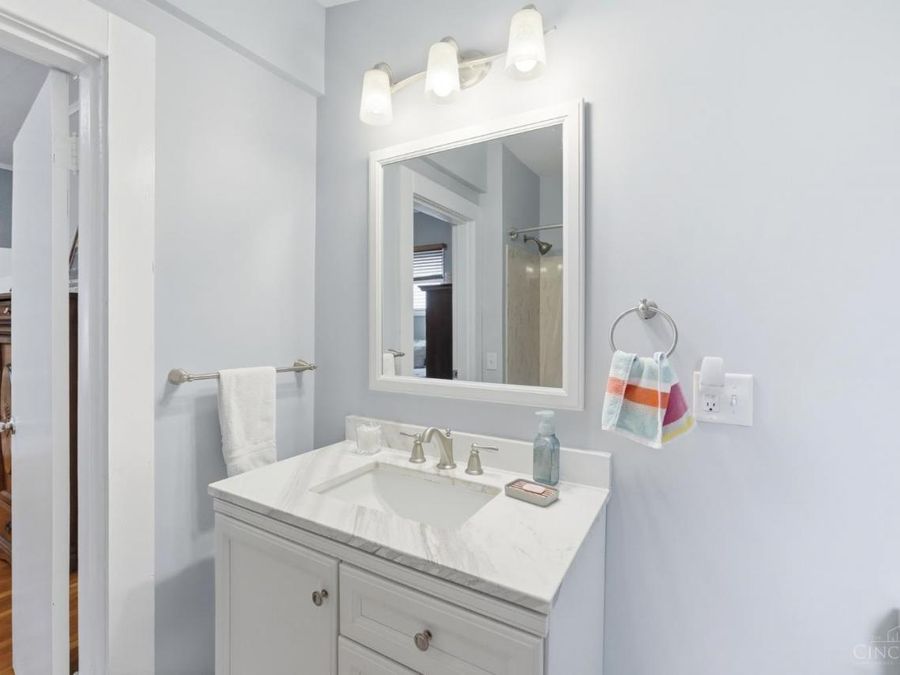 3826 Watterson Road, Fairfax, OH 45227 Photo 21