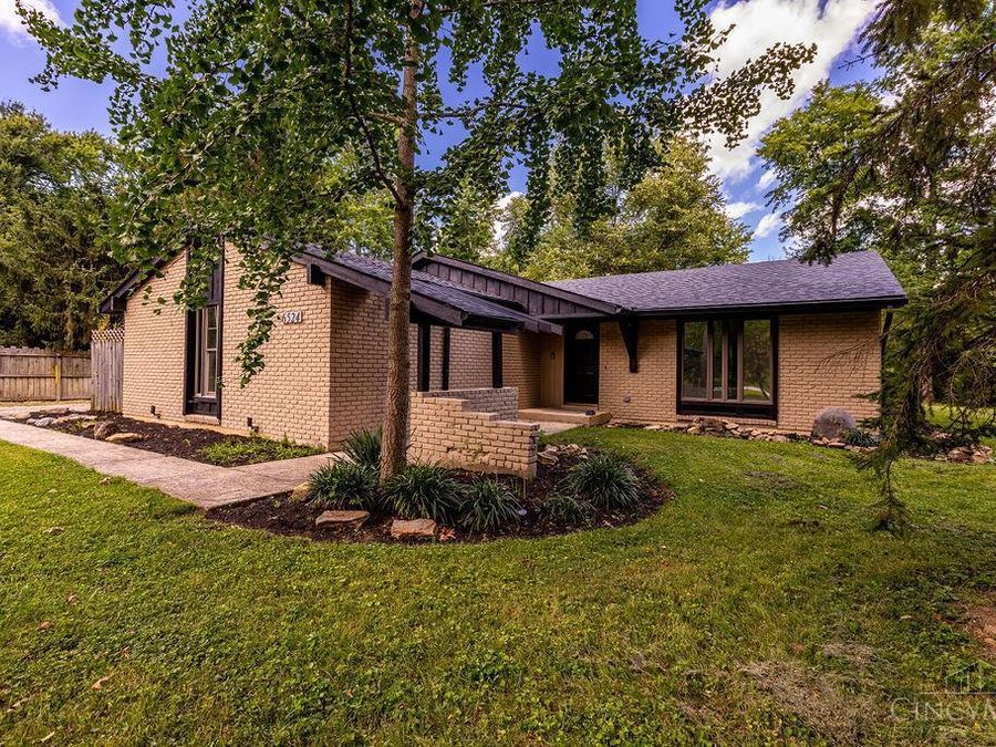 6524 Cedar Ridge Drive, Miami Township, OH 45140 Photo 2